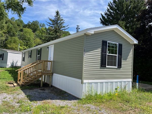 2037 Hemstreet Road, East Aurora, NY 14052