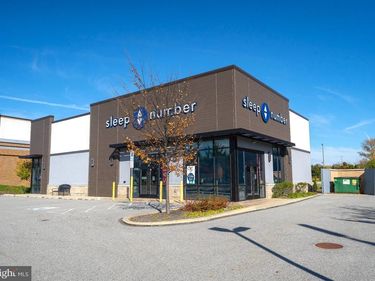 215 N POTTSTOWN PIKE, EXTON, PA 19341