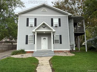 112 N Hazelton Street, Unit A, Flushing, Mi 48433
