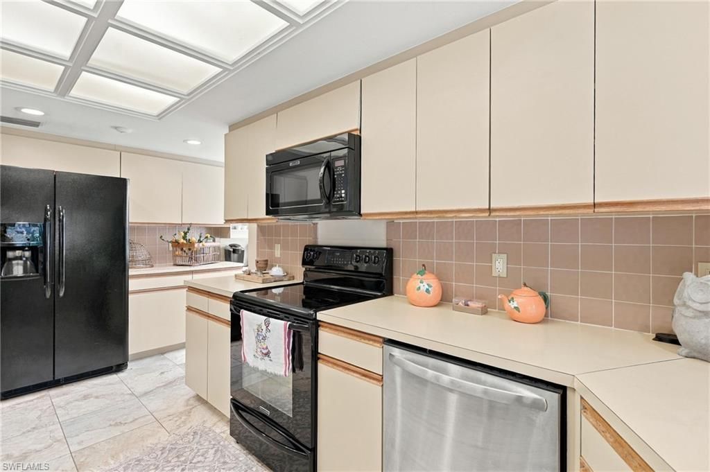 13055 White Violet Dr , Naples, FL 34119 Photo