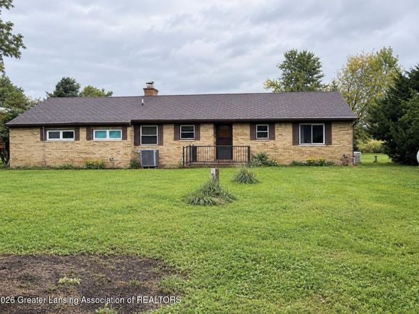 11656 Bishop Highway, Lansing, MI 48911