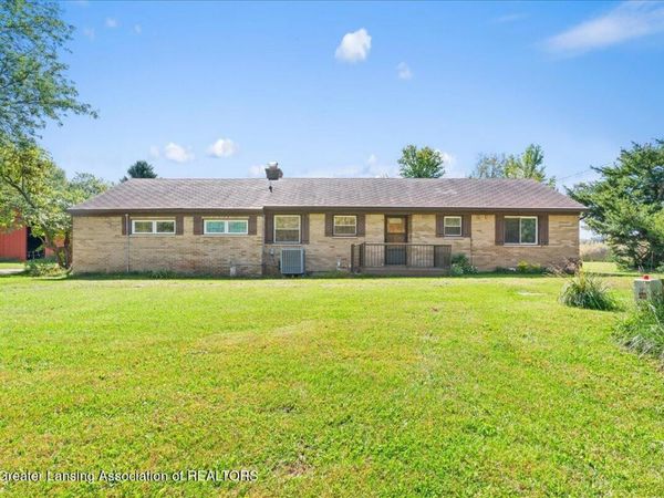11656 Bishop Highway, Lansing, MI 48911