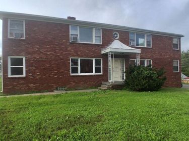 4410 N 52nd Street, Omaha, NE 68104