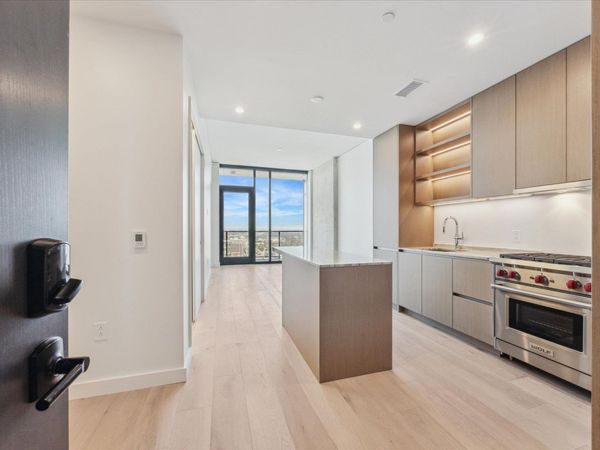 610 Davis ST, Unit 5006, Austin, TX 78701