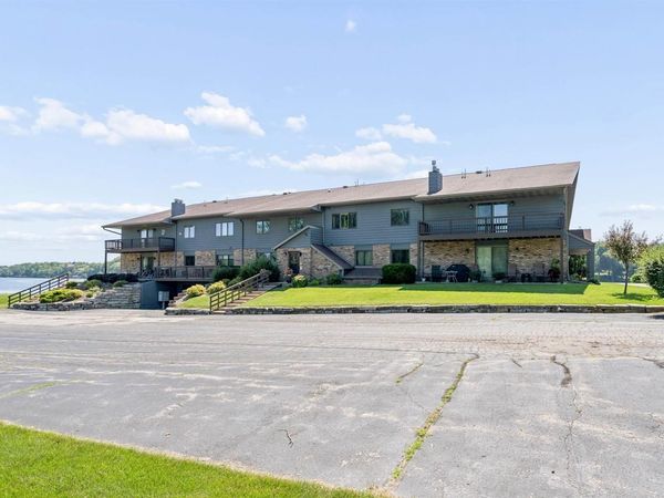 2490 STROEBE ISLAND DRIVE, Appleton, WI 54914