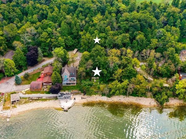 5361 EDGEWATER BEACH ROAD, Green Bay, WI 54311