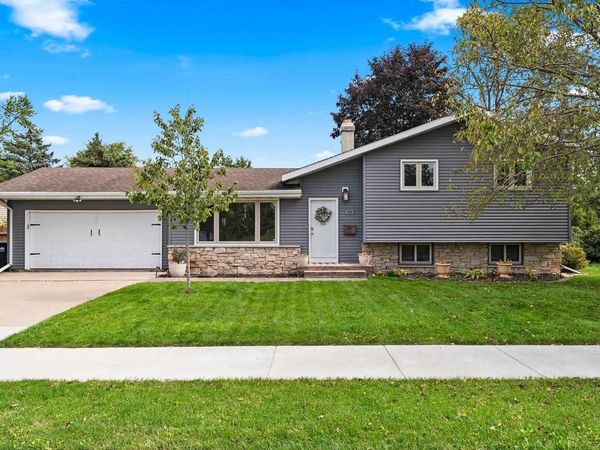 654 CEDAR STREET, Neenah, WI 54956