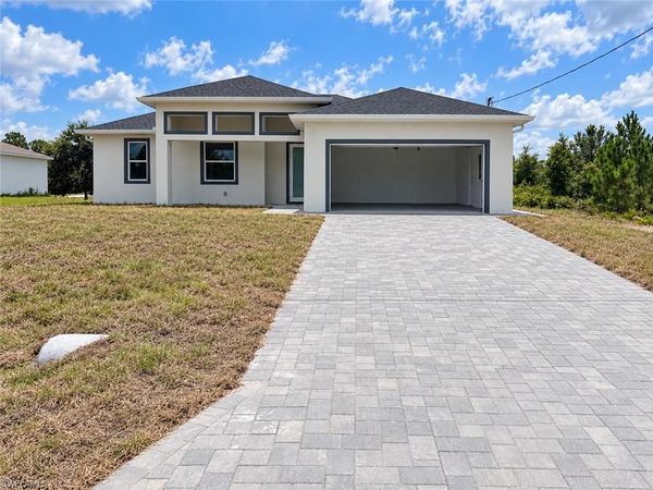 1142 Ebert ST E, LEHIGH ACRES, FL 33974