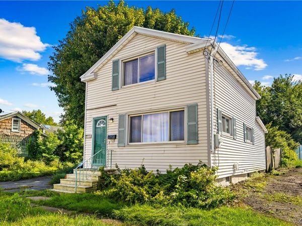 1211 Erie Street , Utica, NY 13502