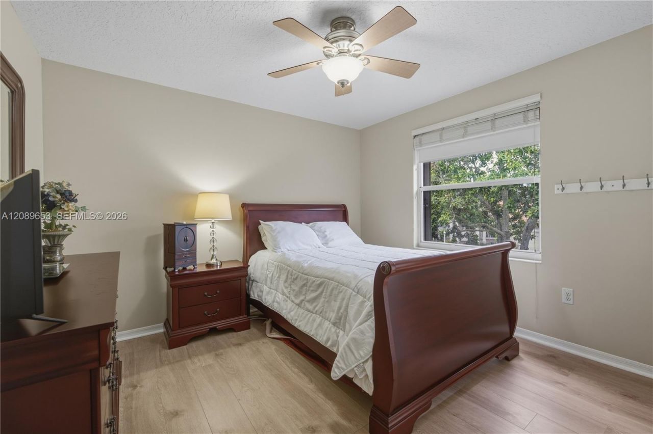 13875 NW 20th St , Pembroke Pines, FL 33028 Photo