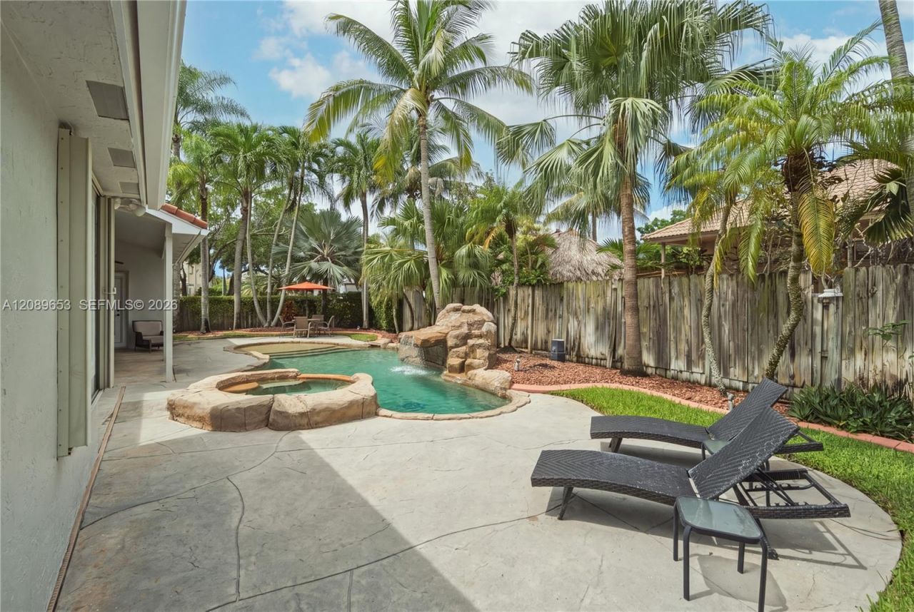 13875 NW 20th St , Pembroke Pines, FL 33028 Photo