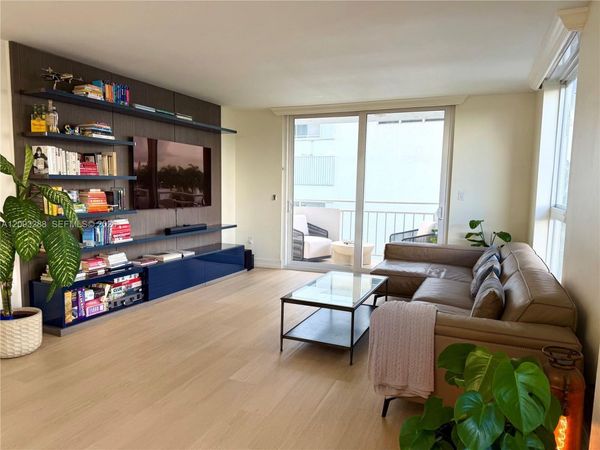 9721 E Bay Harbor Dr, Unit 5A, Bay Harbor Islands, FL 33154