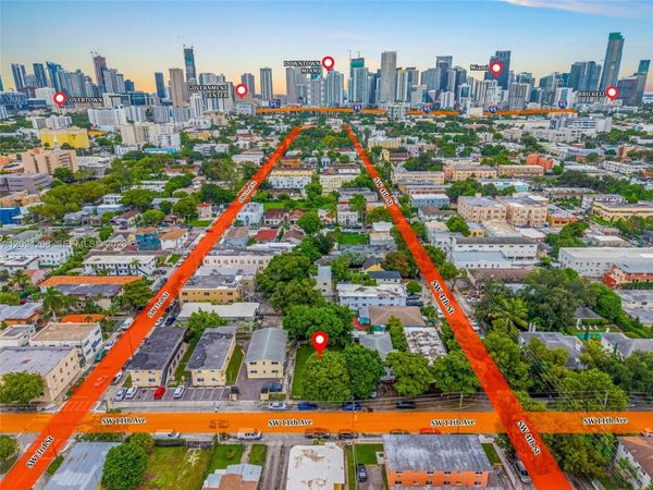 427 SW 13th Ave , Miami, FL 33135
