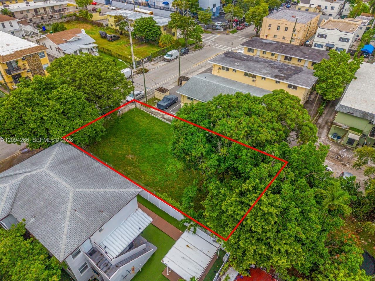 427 SW 13th Ave , Miami, FL 33135 Photo