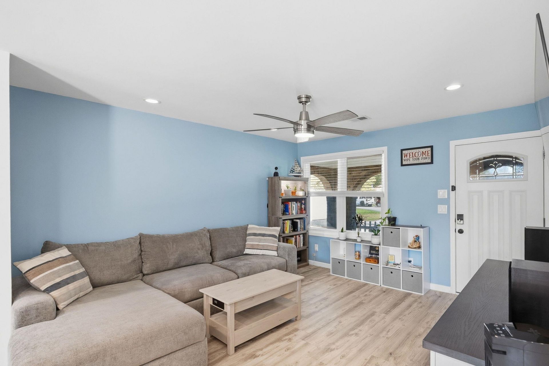 103 E Gustave Court Photo 11