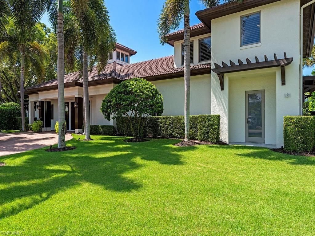 131 3rd St N, Naples, FL 34102 Photo