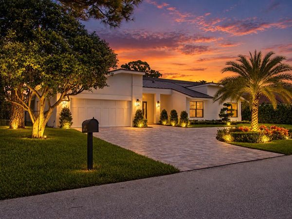 4909 PINEVIEW Circle, Delray Beach, FL 33445