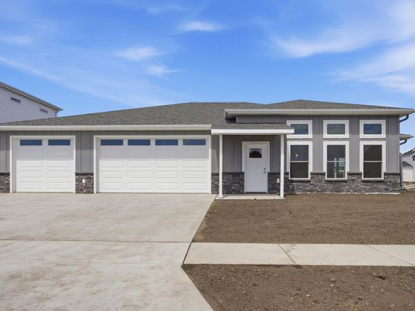 4312 23rd Avenue S, Moorhead, MN 56560