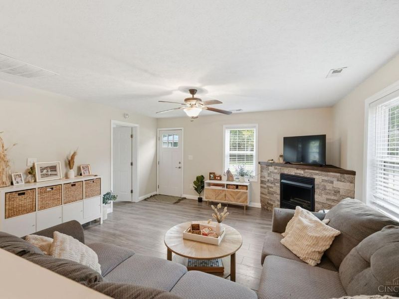 8269 Maineville Road, Maineville, OH 45039 Photo 9