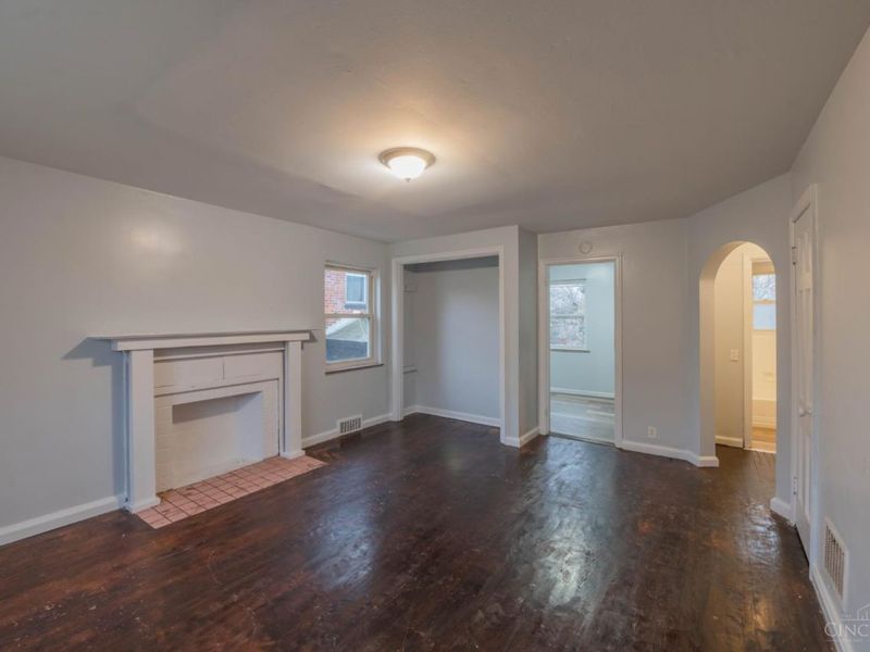 735 Elberon Avenue, Cincinnati, OH 45205 Photo 3