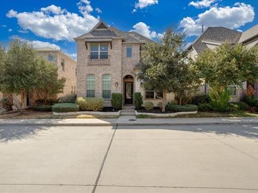 17553 Sequoia, Dallas, TX 75252