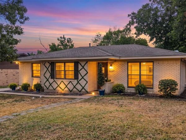 3207 Eastland Avenue, Greenville, TX 75402