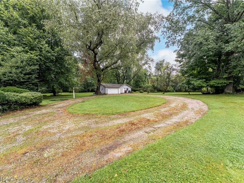 599 Battles Road, Gates Mills, OH 44040 Photo 5