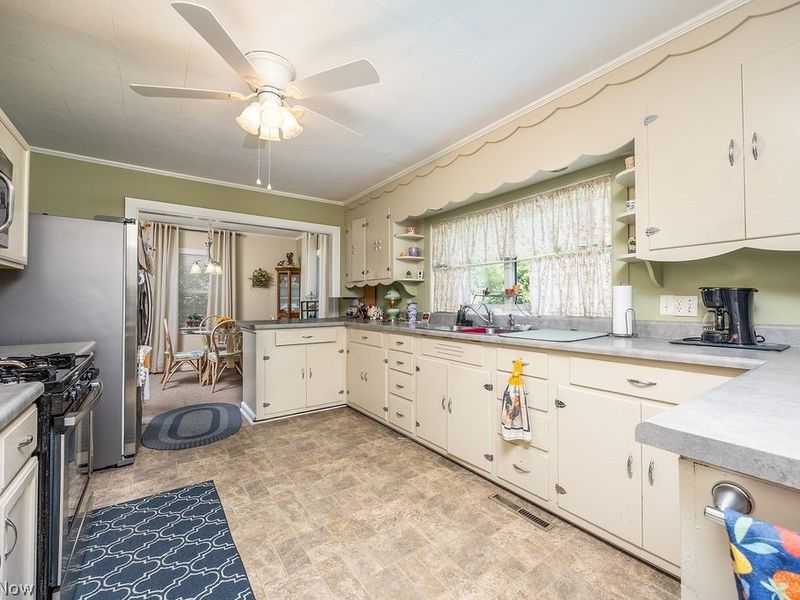 565 Dana Road, Newport, OH 45768 Photo 12