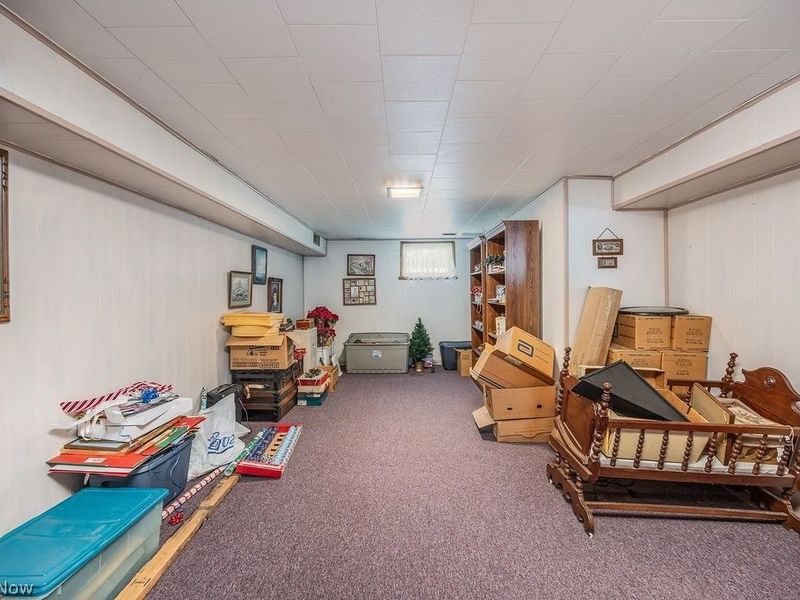 565 Dana Road, Newport, OH 45768 Photo 18