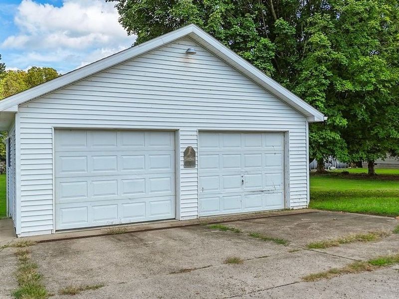 565 Dana Road, Newport, OH 45768 Photo 29