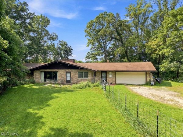 17500 E River Road , Columbia Station, OH 44028