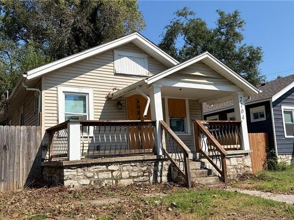 2104 E 59th Street, Kansas City, MO 64130