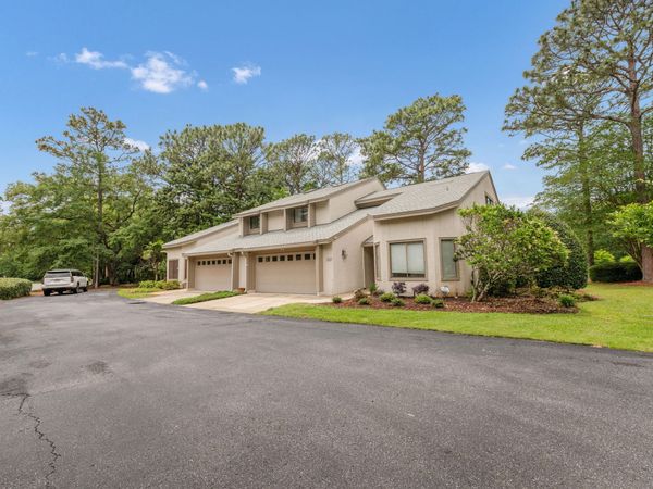 1221 Oakmont Drive, Niceville, FL 32578