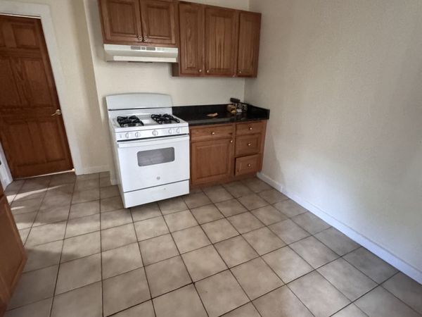 8 Dudley, Unit 1, Cambridge, MA 02140