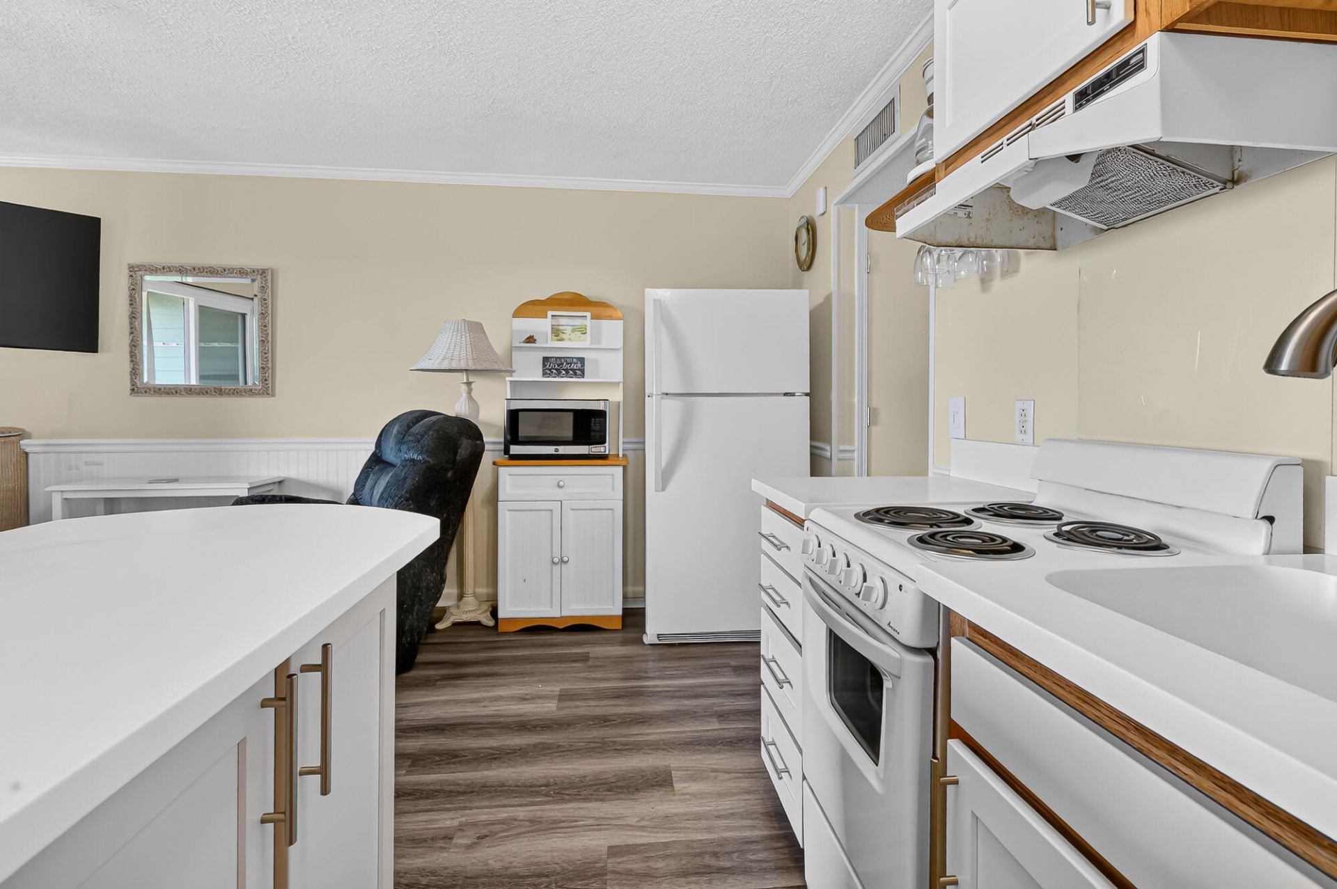 1300 Ocean Boulevard Photo 21