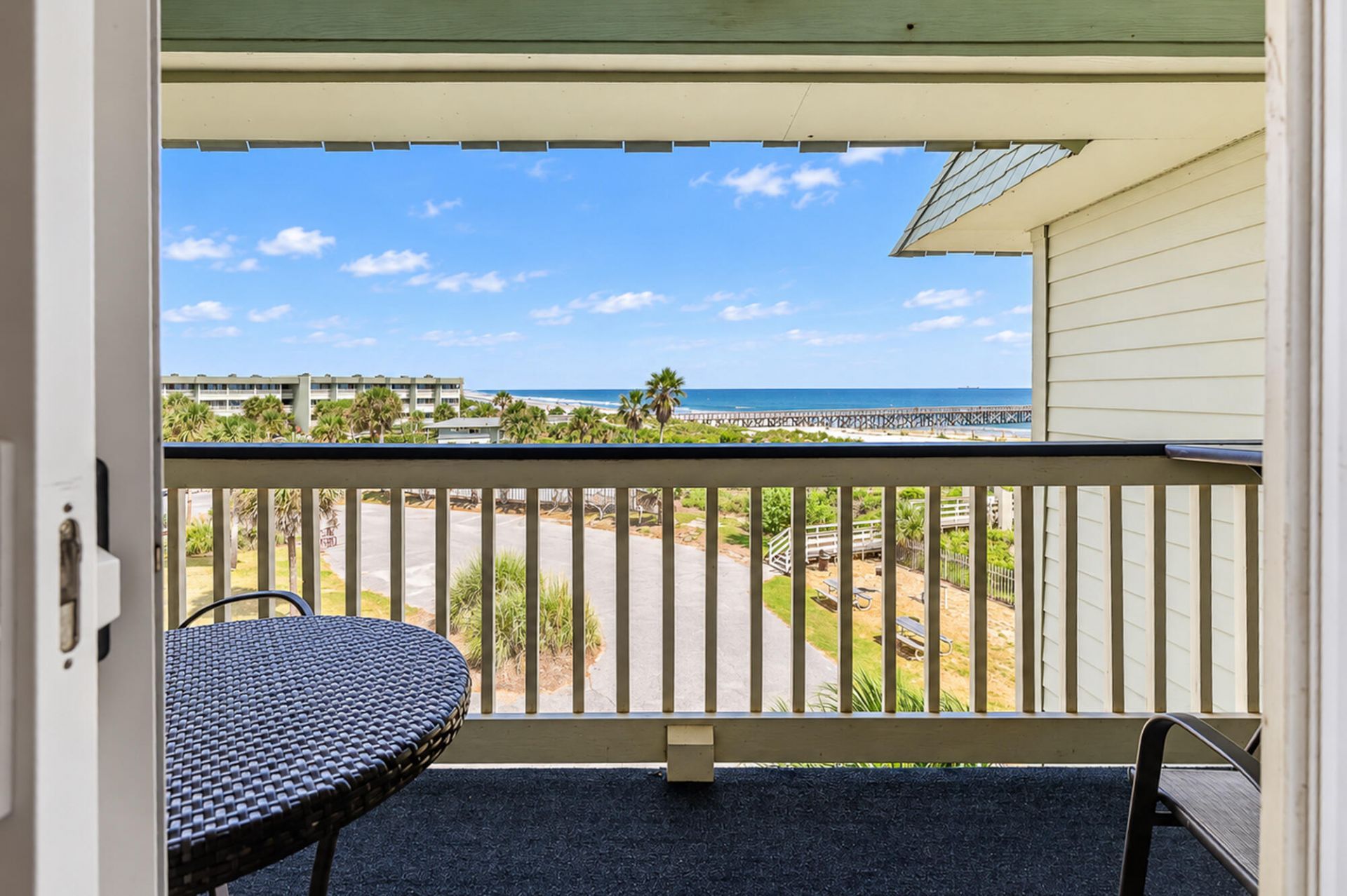 1300 Ocean Boulevard Photo 26