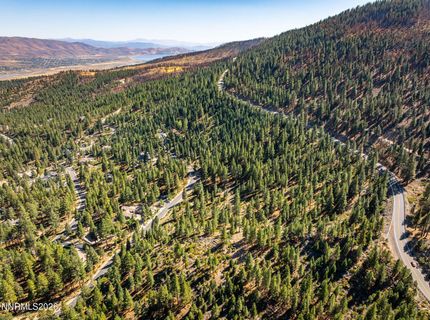 135 W Jeffrey Pine Road, Reno, NV 89511 Photo