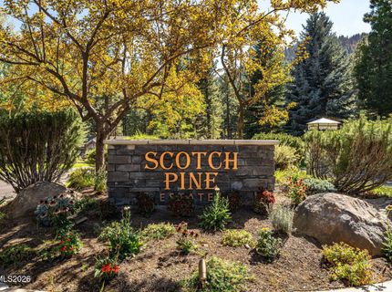135 W Jeffrey Pine Road, Reno, NV 89511 Photo