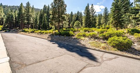 135 W Jeffrey Pine Road, Reno, NV 89511 Photo