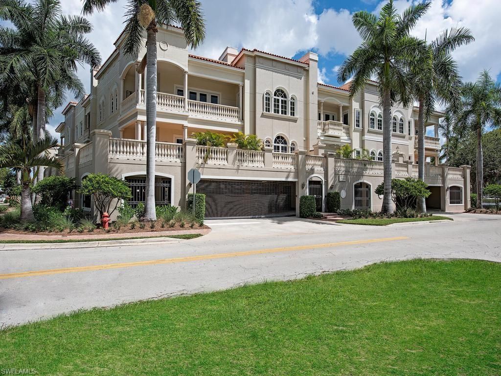 627 6th Ave S, Unit B-302, Naples, FL 34102 Photo