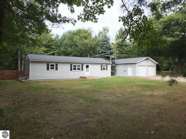 8786 US-31 S, Grawn, MI 00000