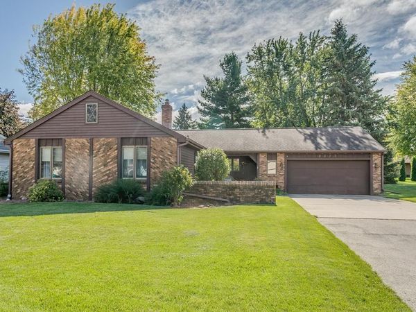 2317 W APPLEGATE DRIVE, Appleton, WI 54914