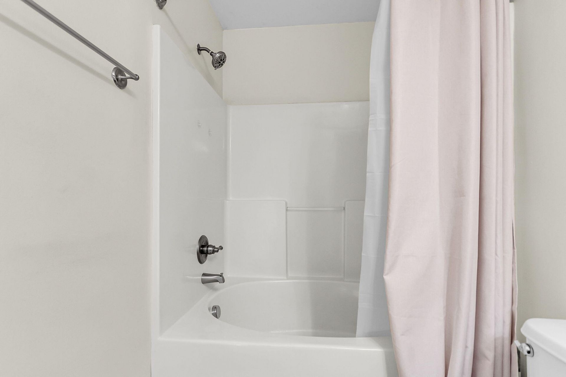 907 Hemingway Circle Photo 16