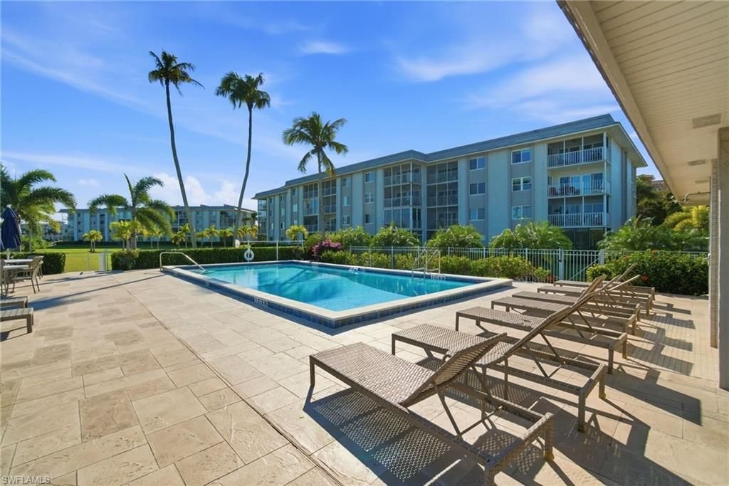 305 Goodlette-frank Rd S, Unit C205, Naples, FL 34102 Photo
