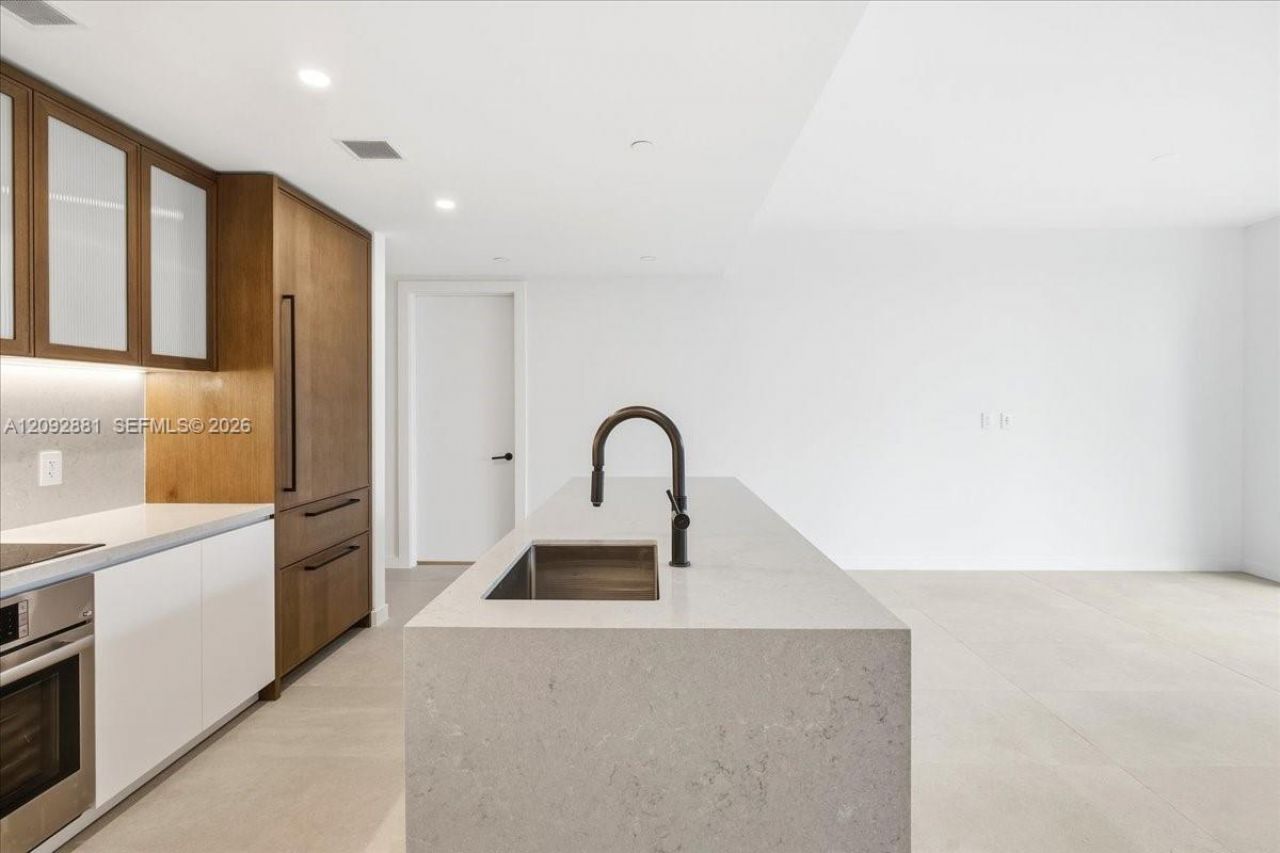2200 Brickell Ave , Unit 301, Miami, FL 33129 Photo