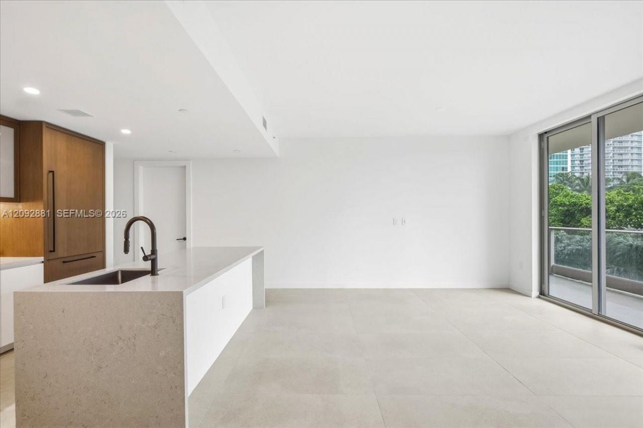 2200 Brickell Ave , Unit 301, Miami, FL 33129 Photo