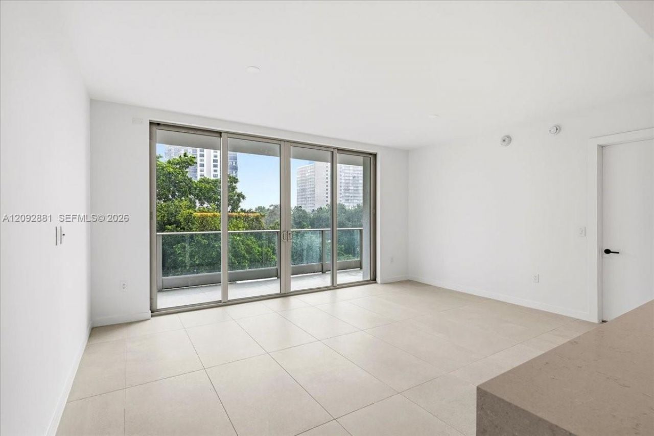 2200 Brickell Ave , Unit 301, Miami, FL 33129 Photo
