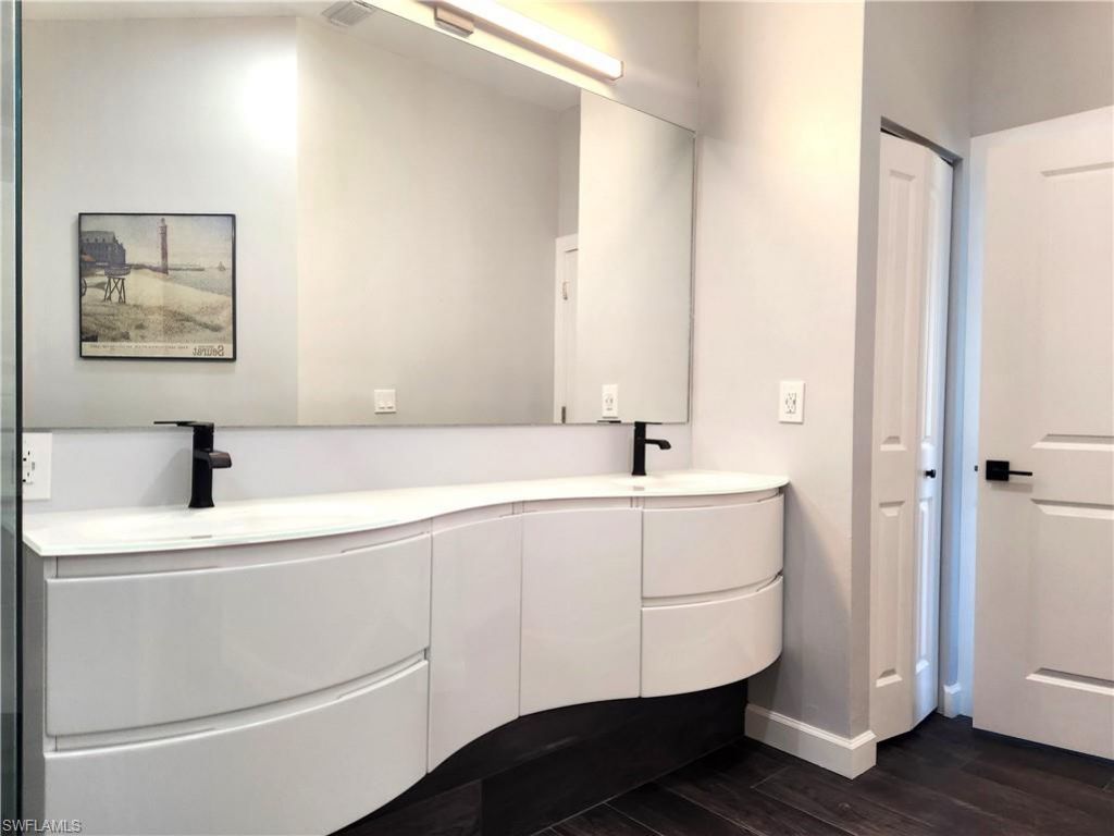 9270 Belleza Way, Unit 105, Fort Myers, FL 33908 Photo