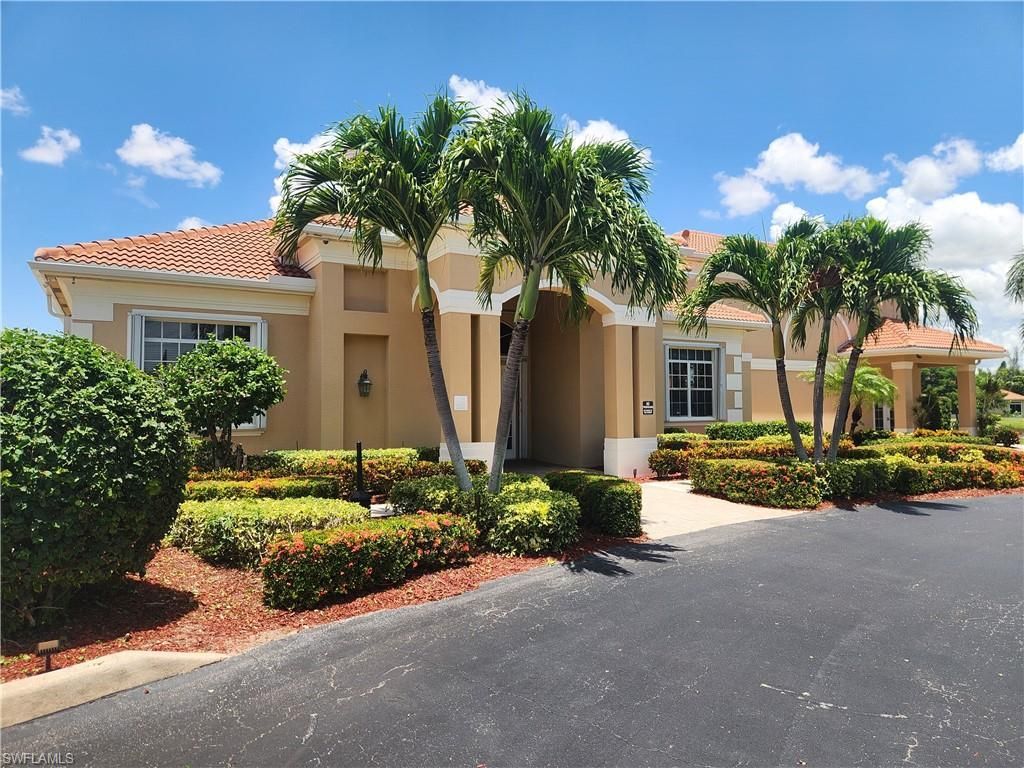 9270 Belleza Way, Unit 105, Fort Myers, FL 33908 Photo