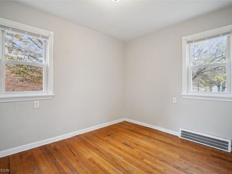 25301 Marsdon Drive, Euclid, OH 44132 Photo 13